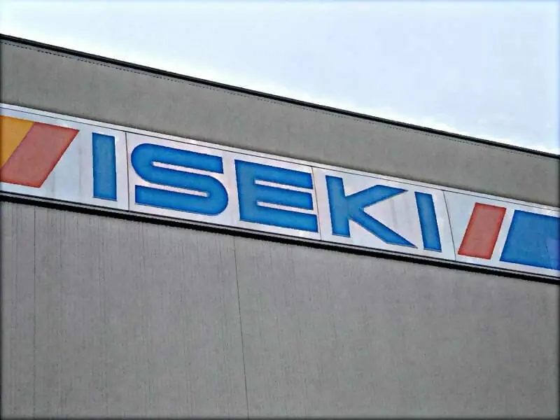 イセキ（ISEKI）の草刈機(刈払機)の種類、価格、性能を徹底解説